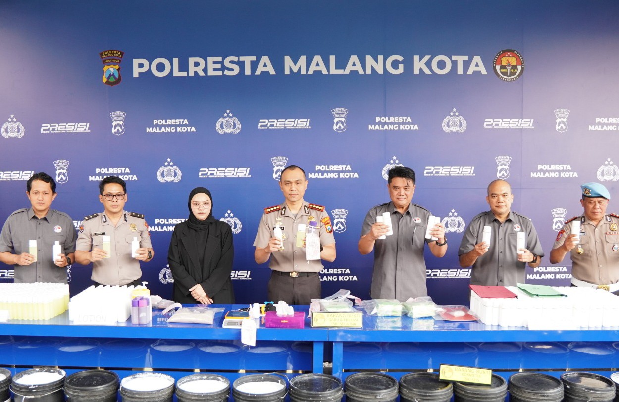 Gerebek Industri Kosmetik Ilegal di Malang, Polisi Sita Omzet Ratusan Juta