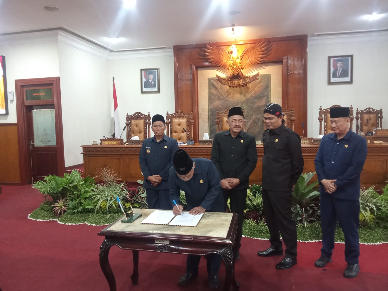 DPRD Tulungagung Sahkan P-APBD 2026, Layangkan 12 Rekomendasi